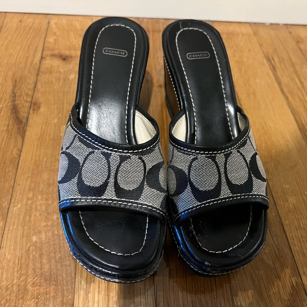 Womens coach wedges size 6